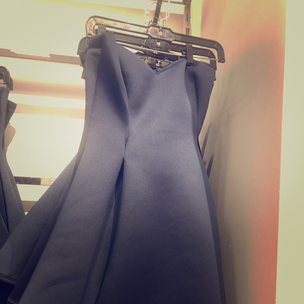 Blue short dress